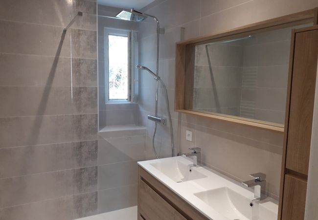 Salle de bain style montagnard